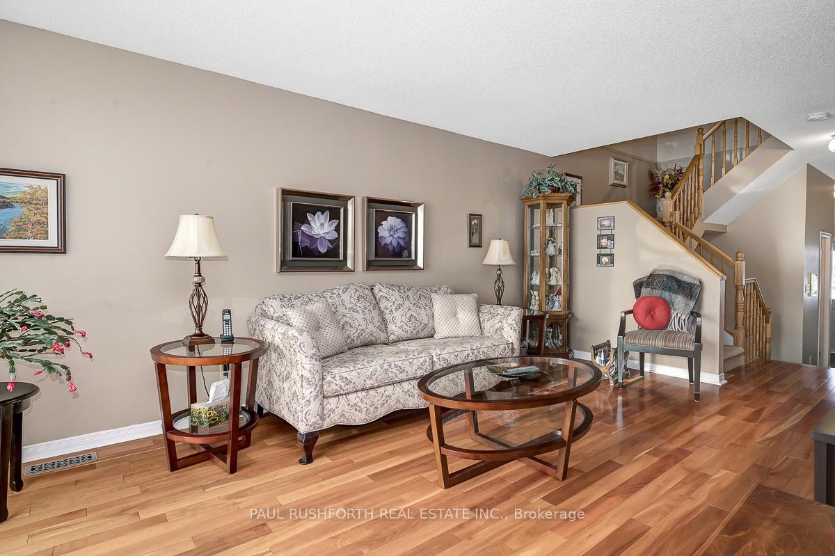 Photo 3 of 23 Willwood Crescent, Ottawa, Barrhaven - Cedargrove/Fraserdale — HOMEH