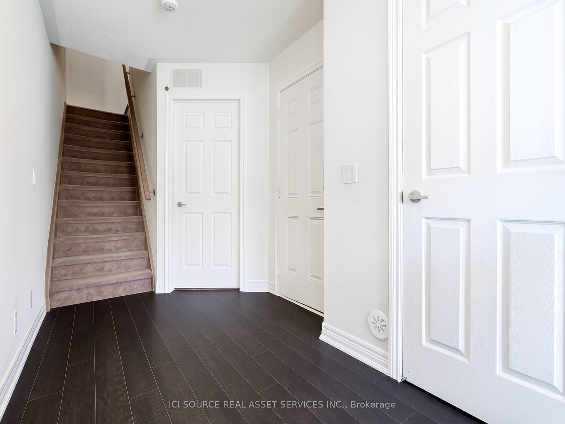 Photo 8 of 71 Tabaret Crescent, Oshawa, Windfields — HOMEH