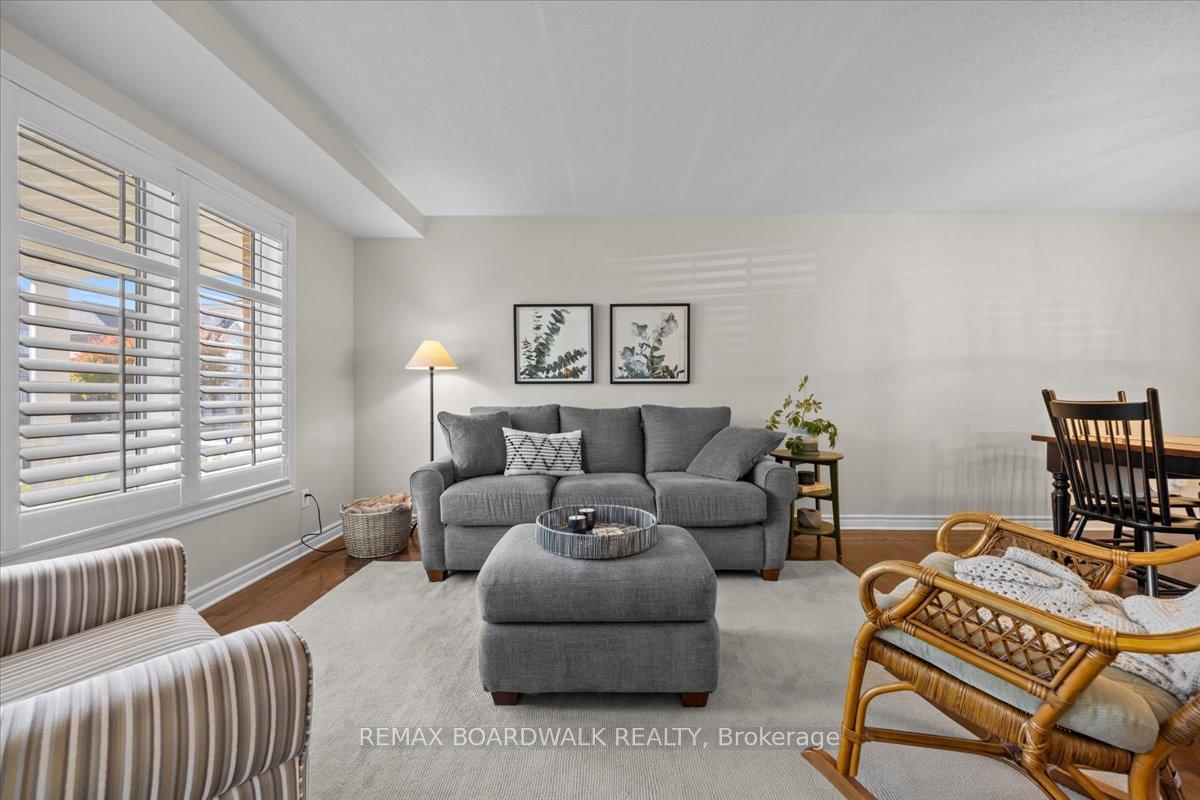 Photo 3 of 906 Pellerin Place, Ottawa, Avalon East — HOMEH