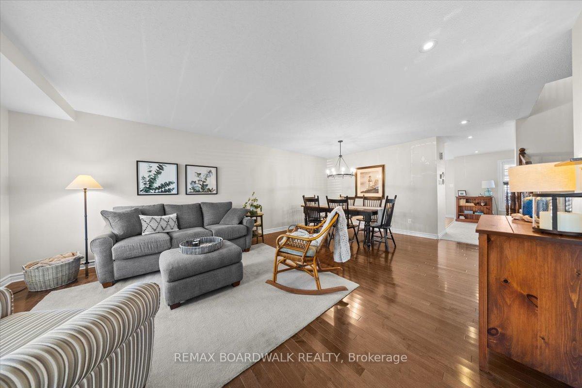 Photo 4 of 906 Pellerin Place, Ottawa, Avalon East — HOMEH