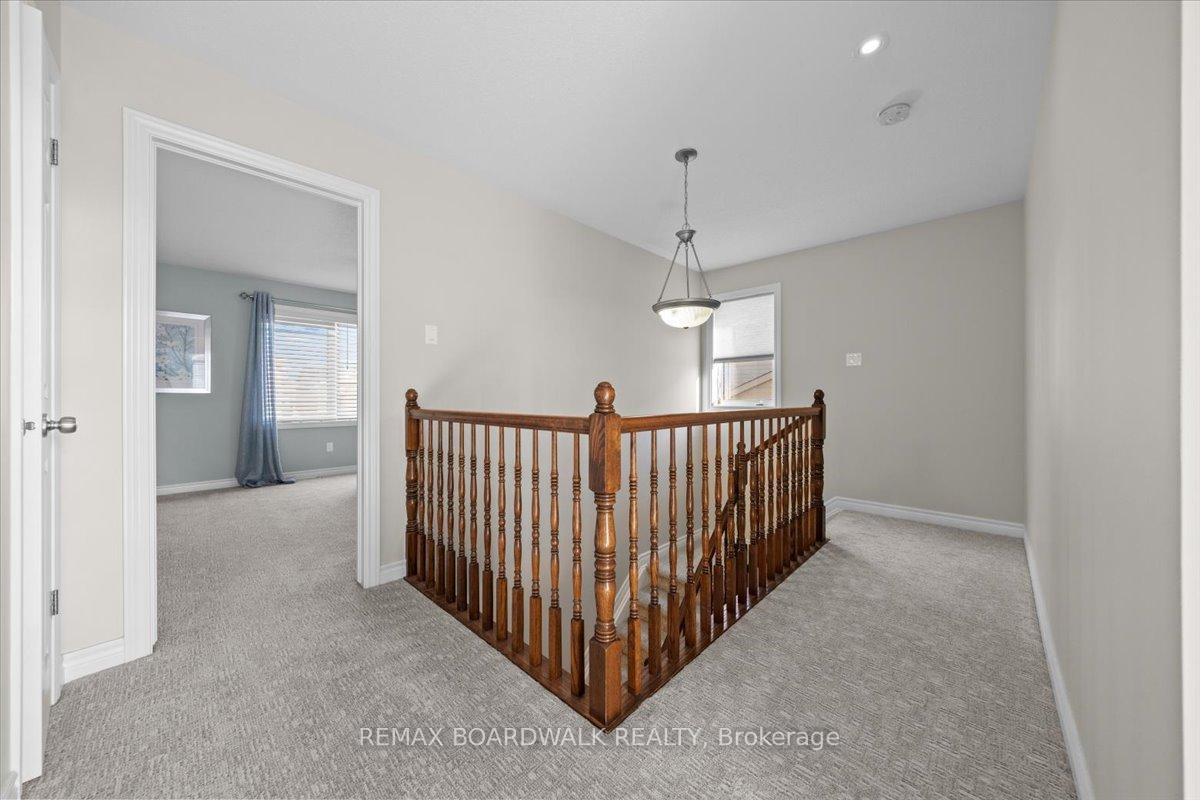 Photo 9 of 906 Pellerin Place, Ottawa, Avalon East — HOMEH