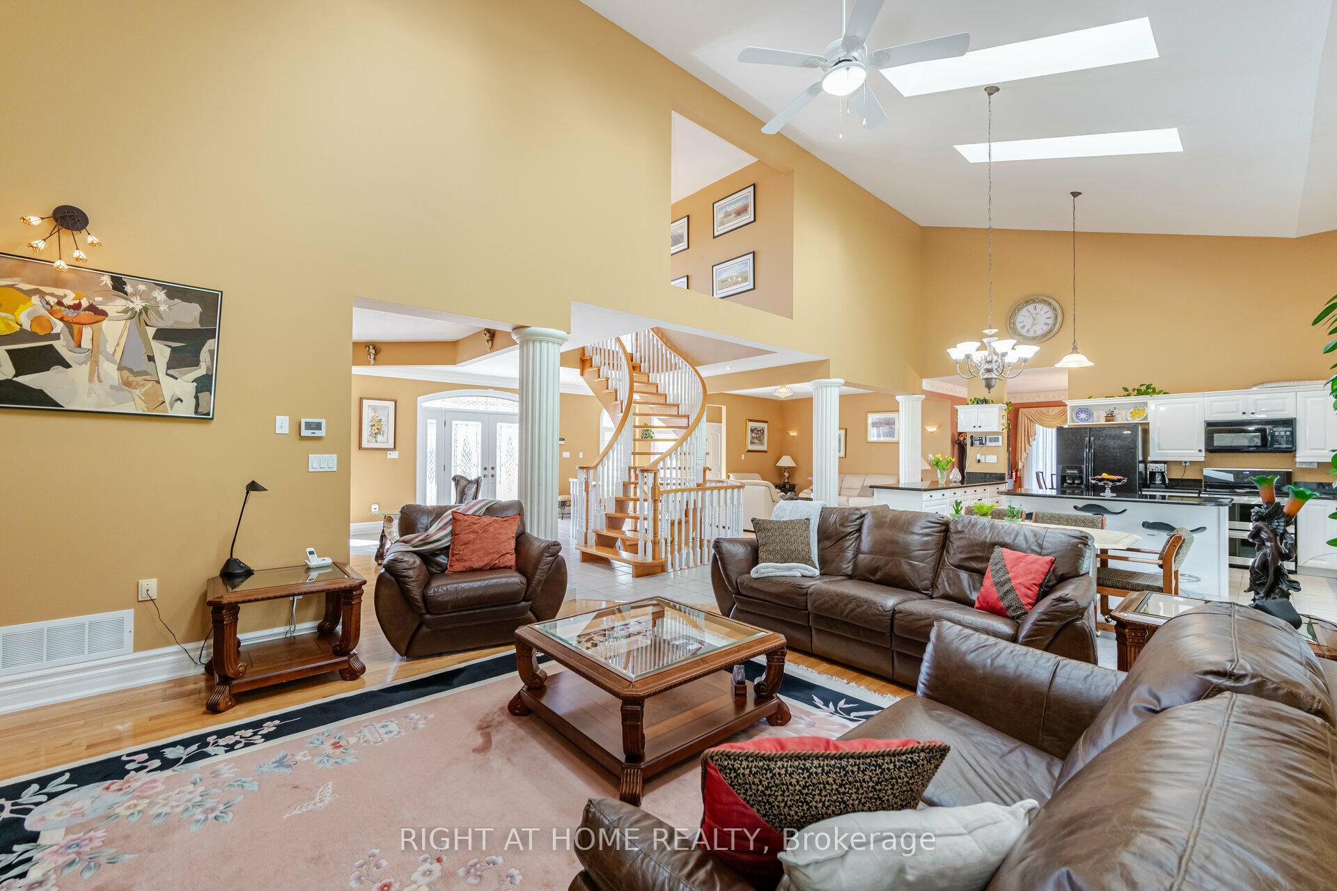 Photo 16 of 6 Lord Duncan Court, Clarington, Rural Clarington — HOMEH