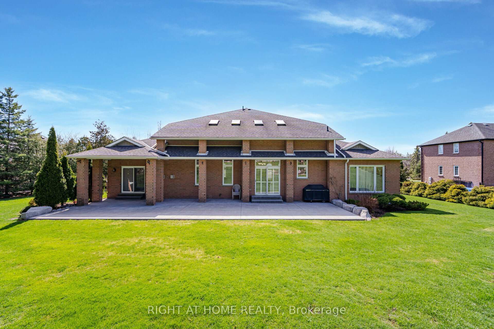 Photo 31 of 6 Lord Duncan Court, Clarington, Rural Clarington — HOMEH