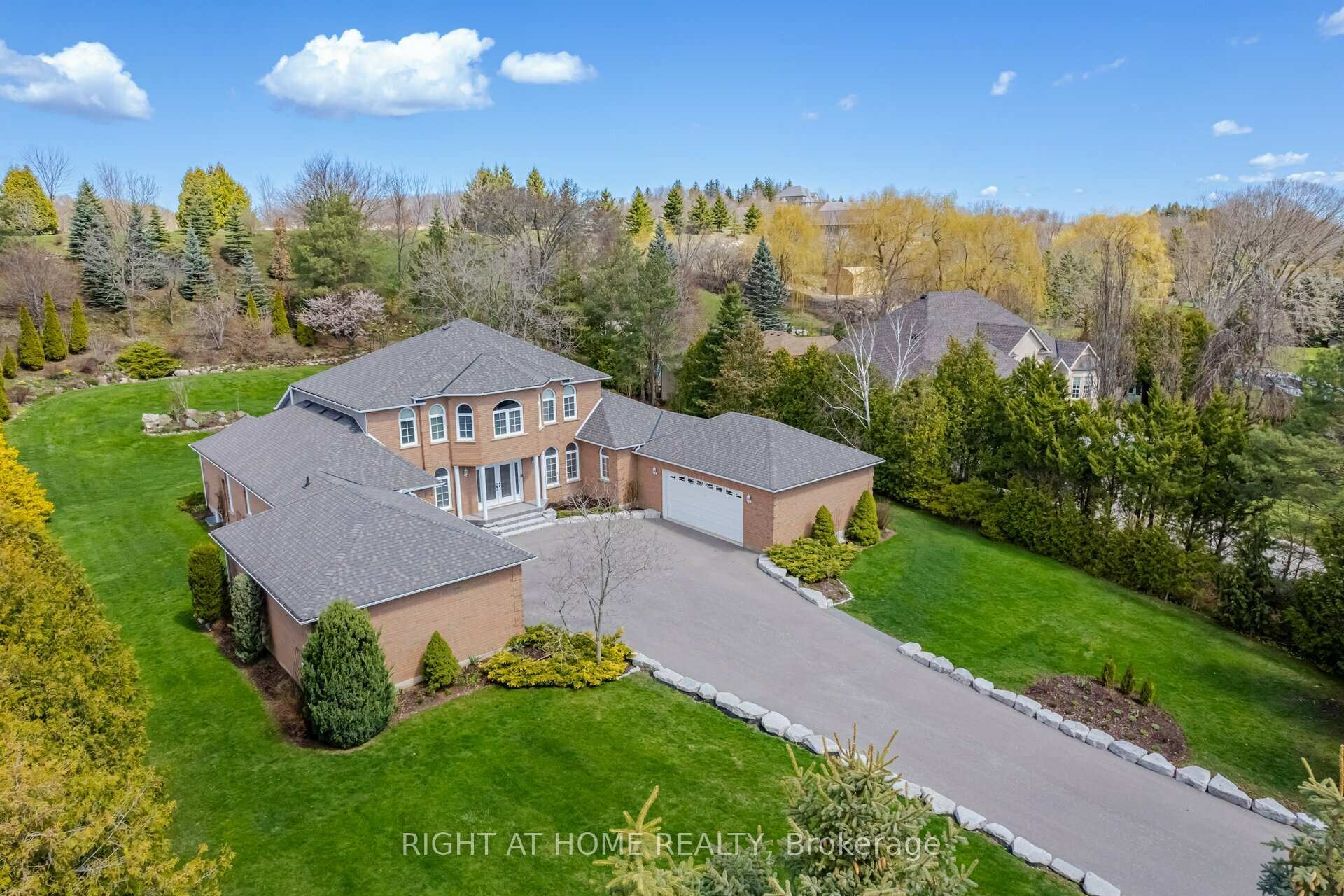 Photo 39 of 6 Lord Duncan Court, Clarington, Rural Clarington — HOMEH