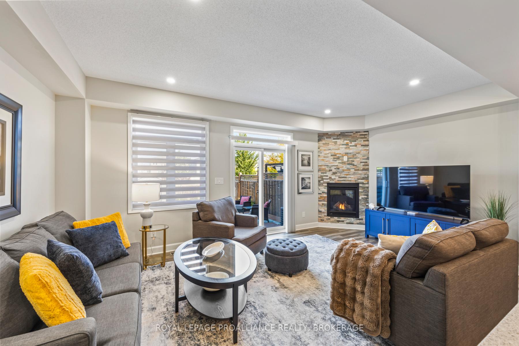 Photo 13 of 1550 Davenport Crescent, Kingston, City Northwest — HOMEH