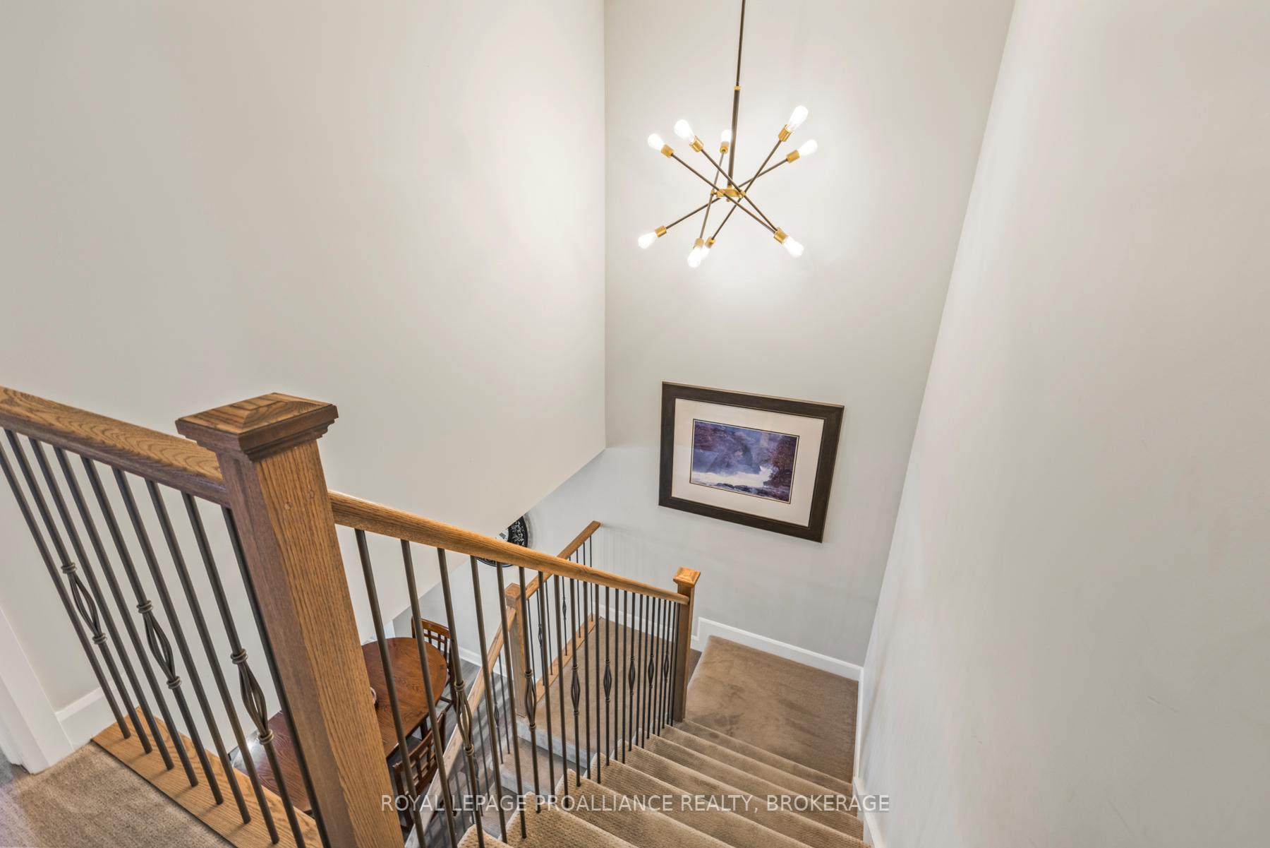 Photo 15 of 1550 Davenport Crescent, Kingston, City Northwest — HOMEH