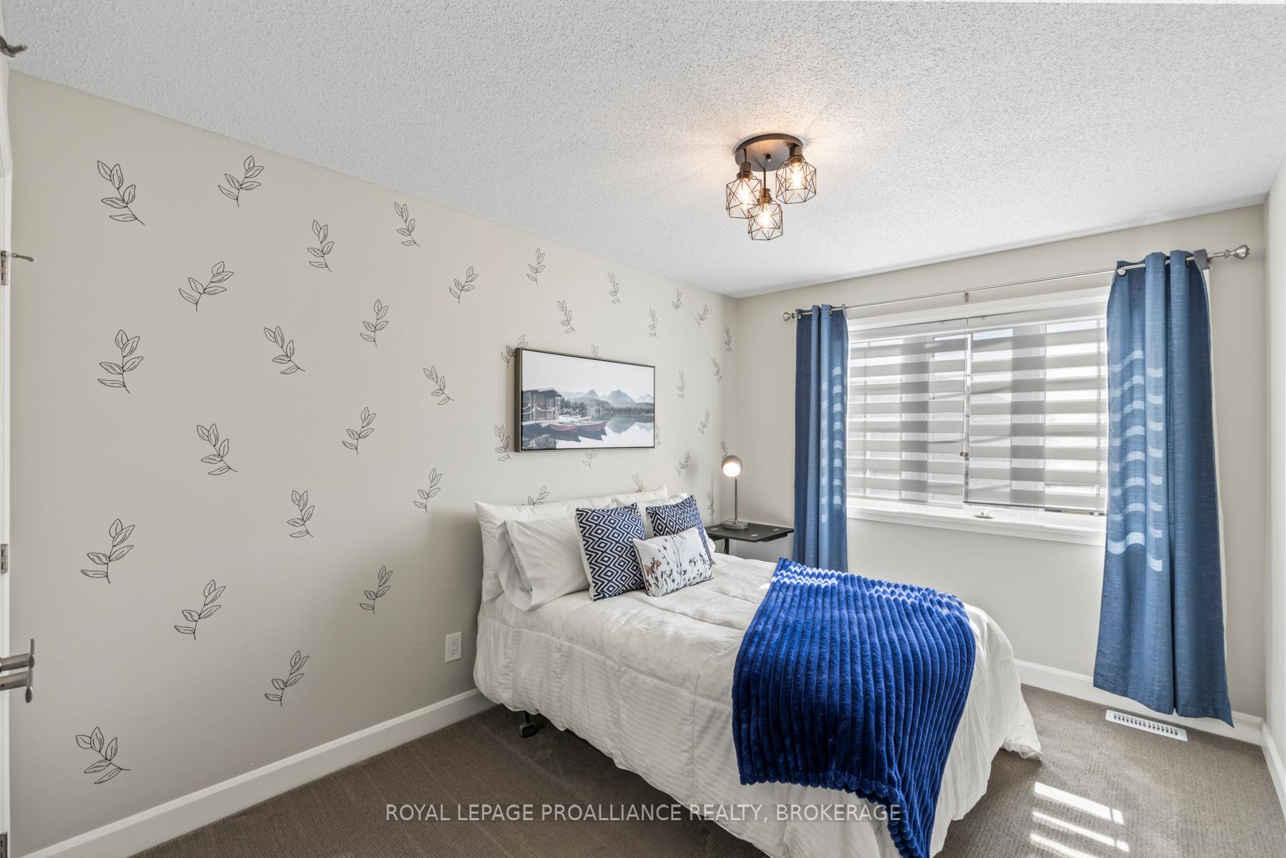 Photo 25 of 1550 Davenport Crescent, Kingston, City Northwest — HOMEH