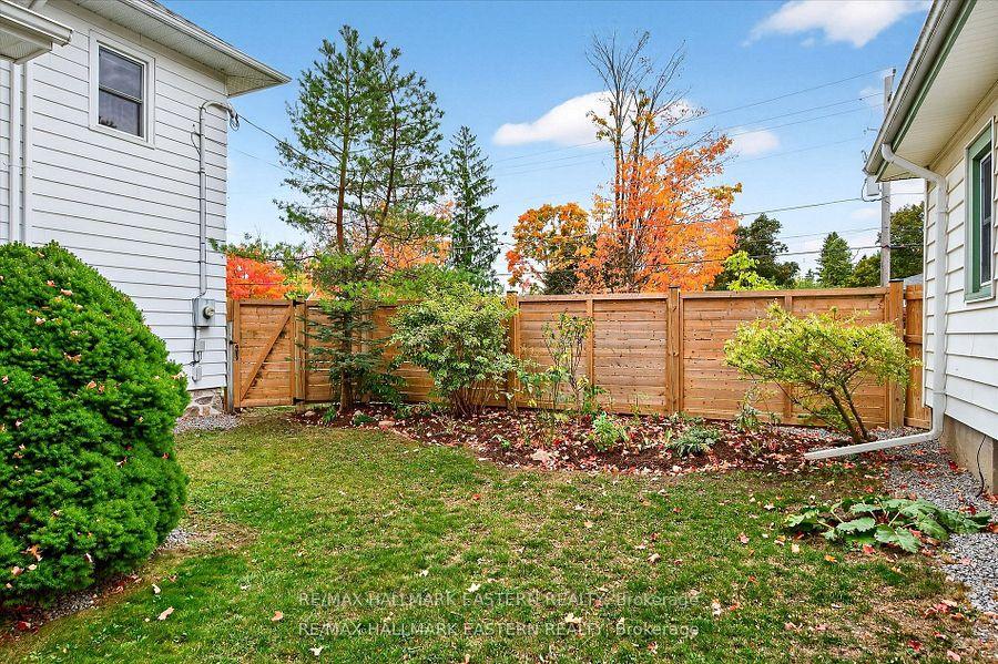 Photo 43 of 14 Alexander Avenue, Peterborough, Monaghan Ward 2 — HOMEH