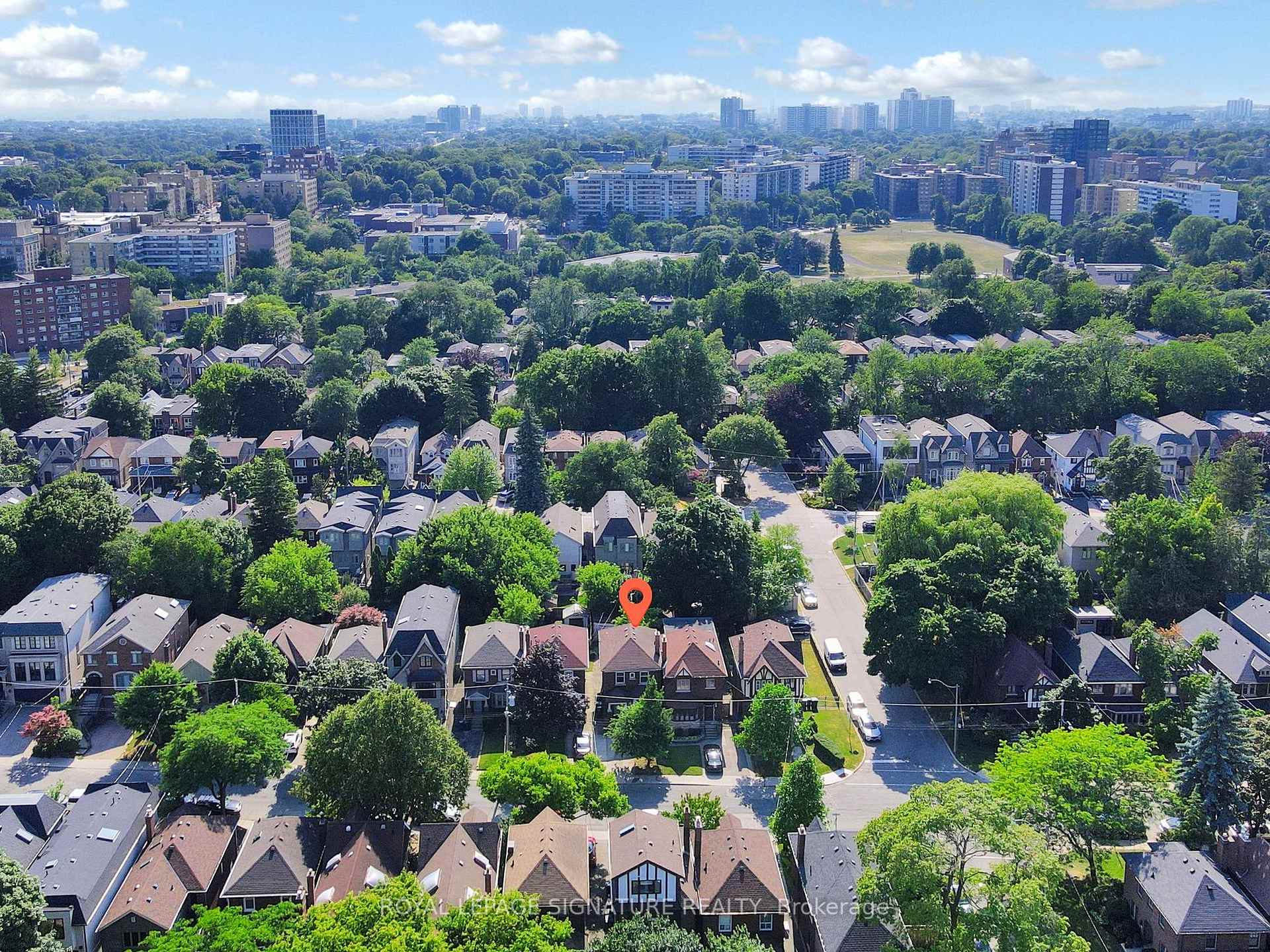 Photo 11 of 68 Castlewood Road, Toronto, Lawrence Park South — HOMEH