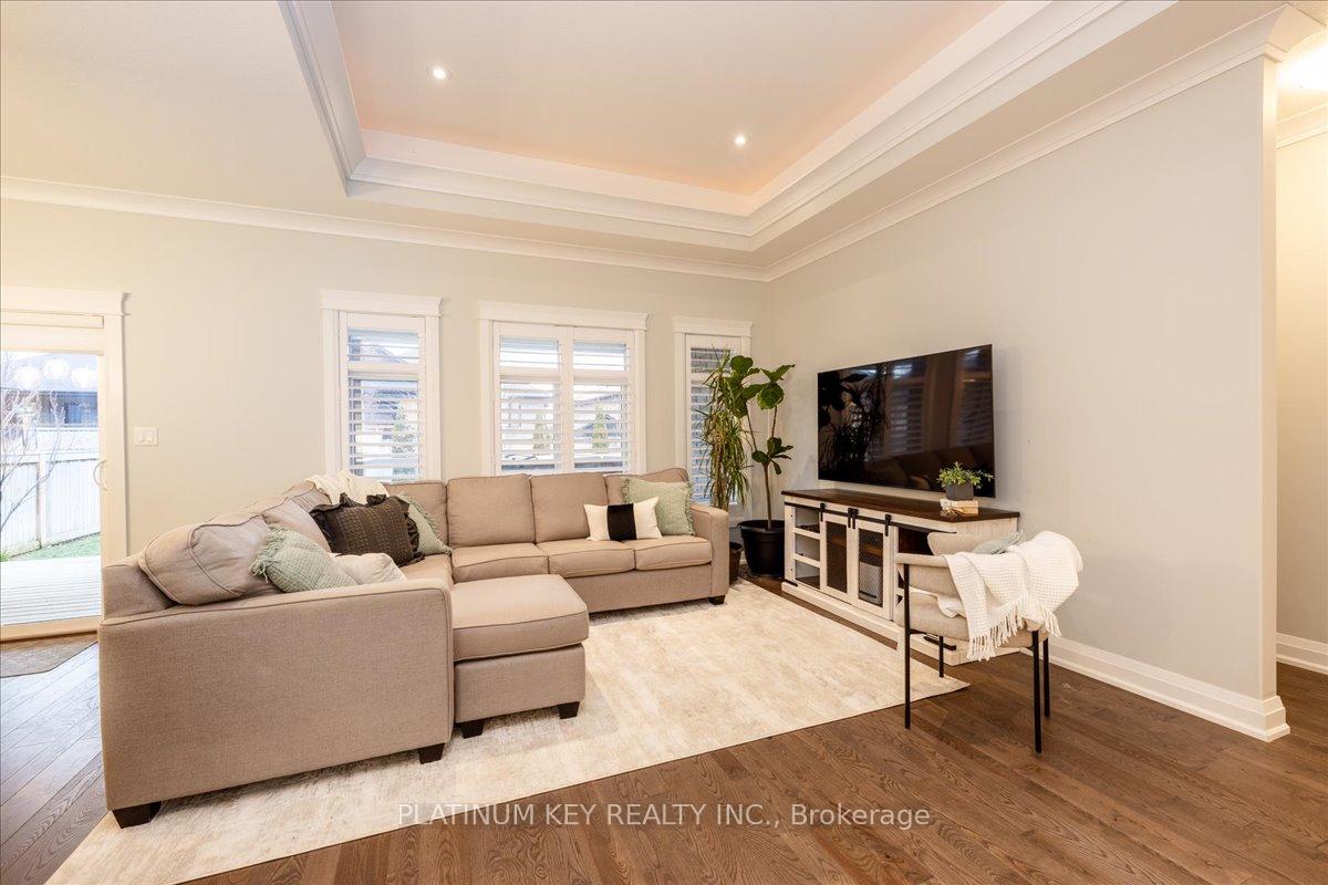 Photo 18 of 88 Collins Way, Strathroy-Caradoc, SE — HOMEH