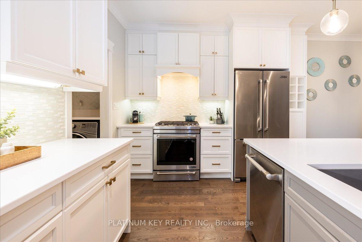 Photo 37 of 88 Collins Way, Strathroy-Caradoc, SE — HOMEH