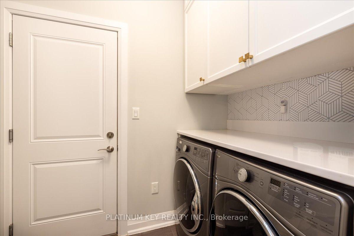 Photo 16 of 88 Collins Way, Strathroy-Caradoc, SE — HOMEH