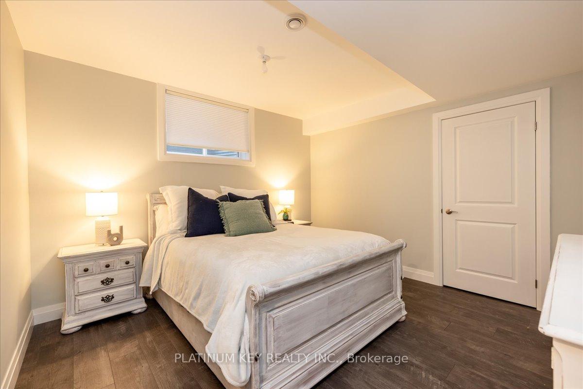 Photo 21 of 88 Collins Way, Strathroy-Caradoc, SE — HOMEH