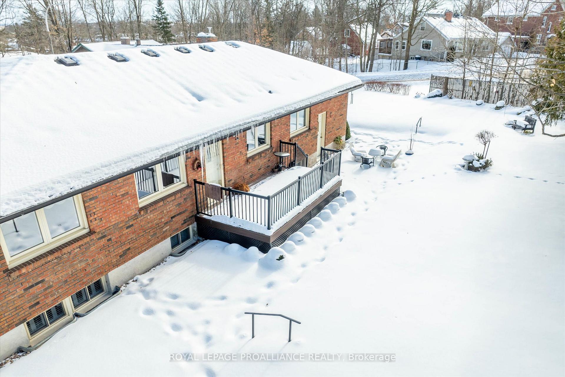 Photo 40 of 114 O'Carroll Avenue, Peterborough, Northcrest Ward 5 — HOMEH