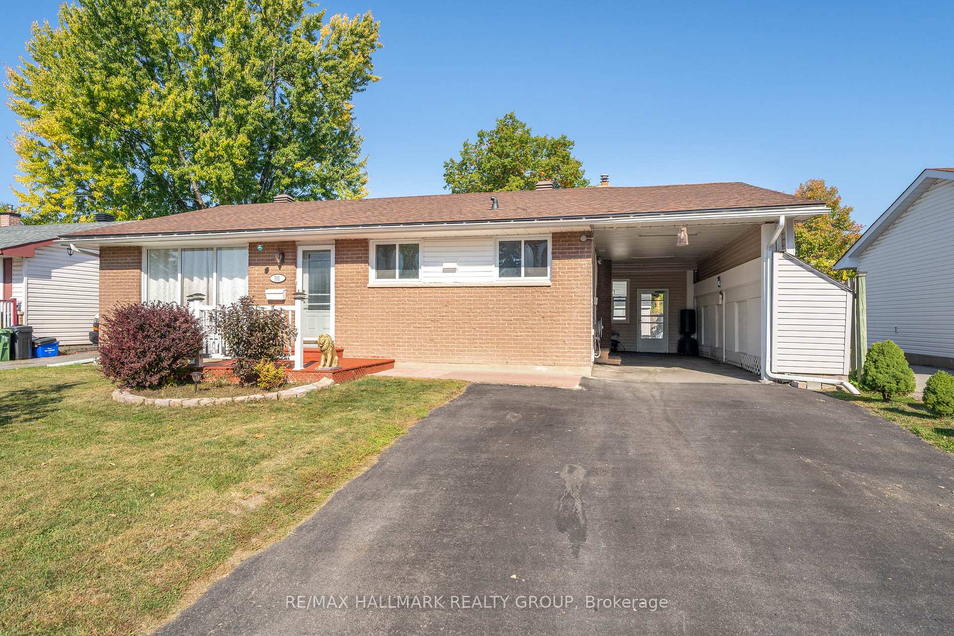 Photo 1 of 591 Eastvale Drive, Ottawa, Beacon Hill North — HOMEH