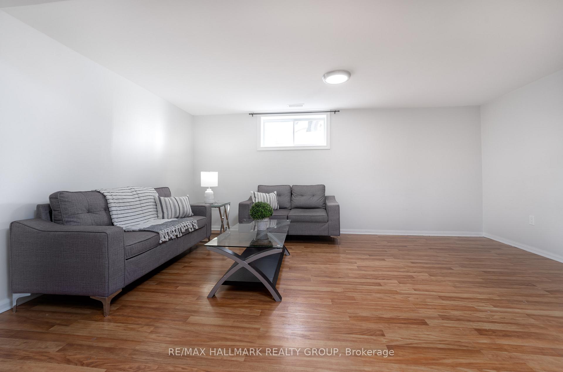 Photo 17 of 591 Eastvale Drive, Ottawa, Beacon Hill North — HOMEH