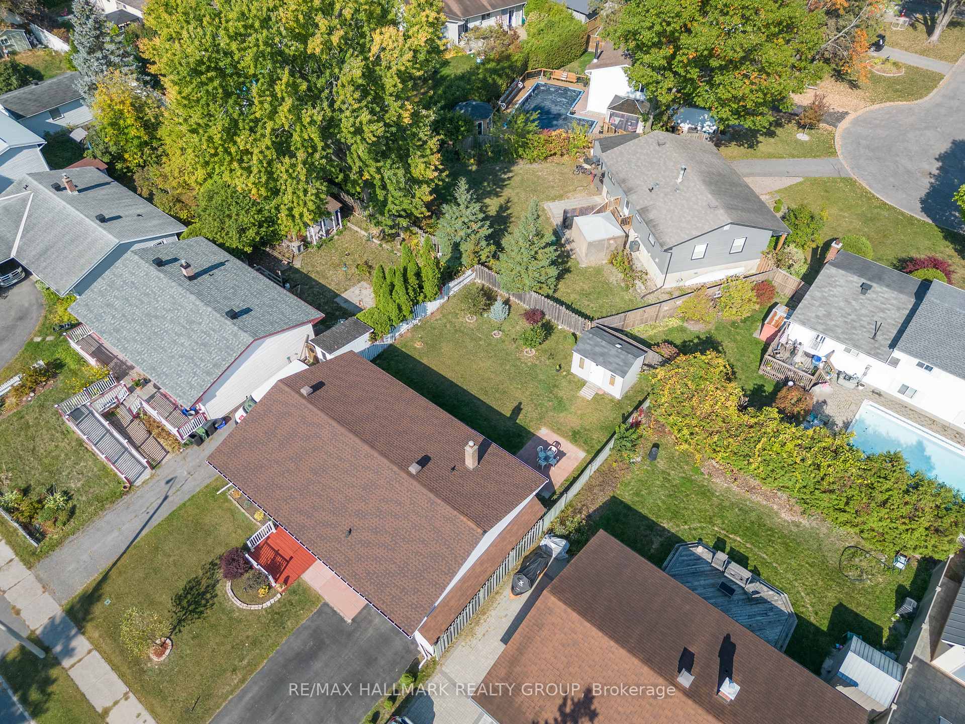 Photo 42 of 591 Eastvale Drive, Ottawa, Beacon Hill North — HOMEH