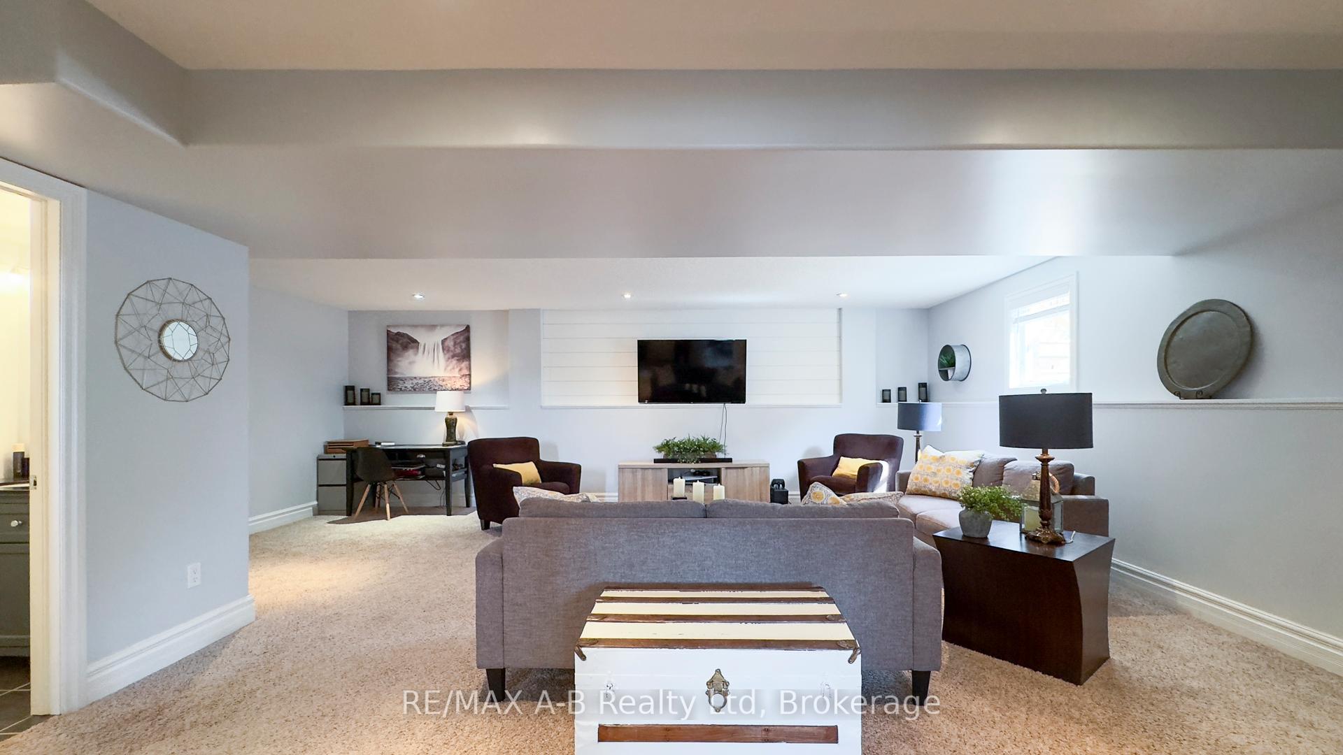Photo 21 of 83 Sylvia Street, West Perth, Mitchell — HOMEH