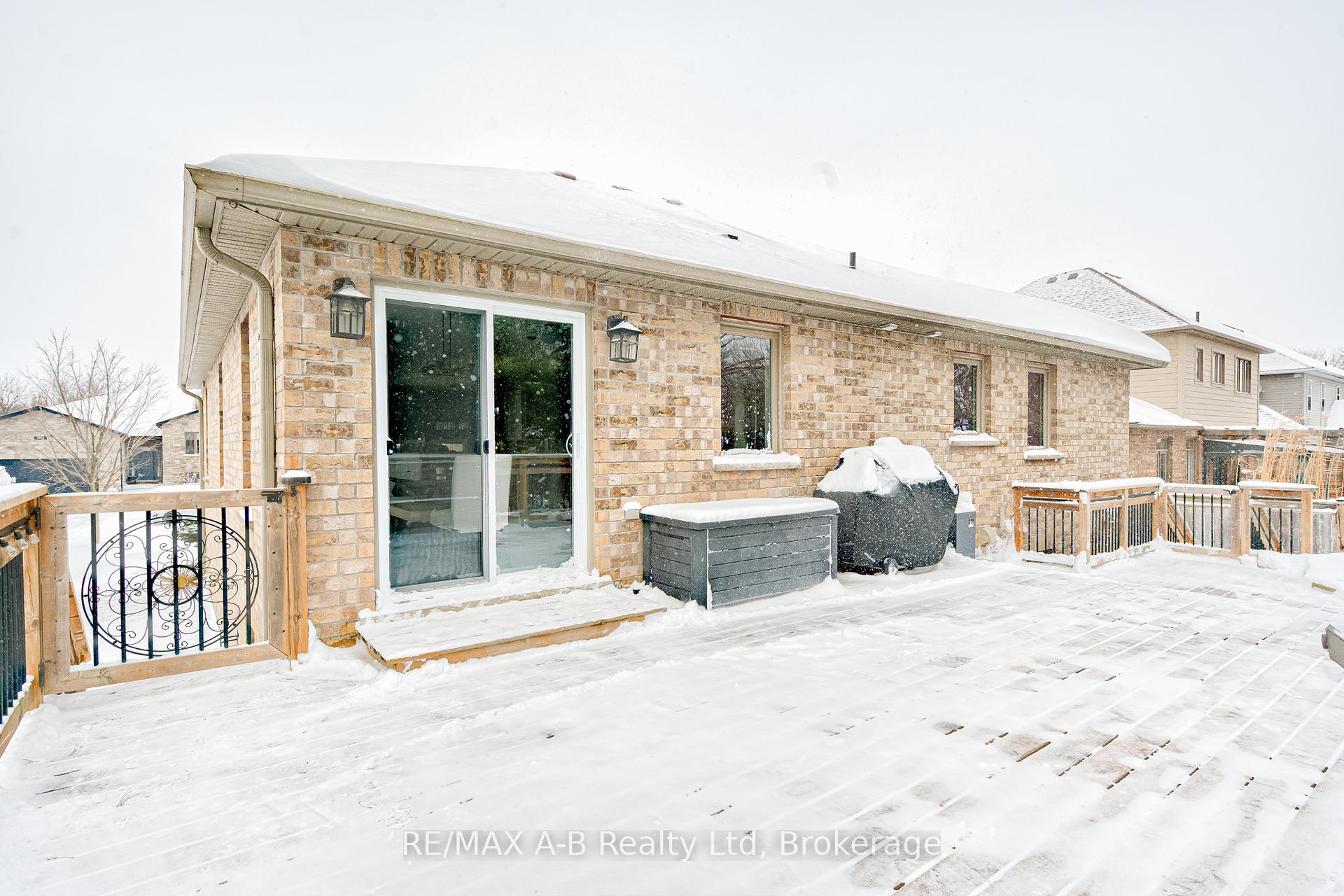 Photo 36 of 83 Sylvia Street, West Perth, Mitchell — HOMEH