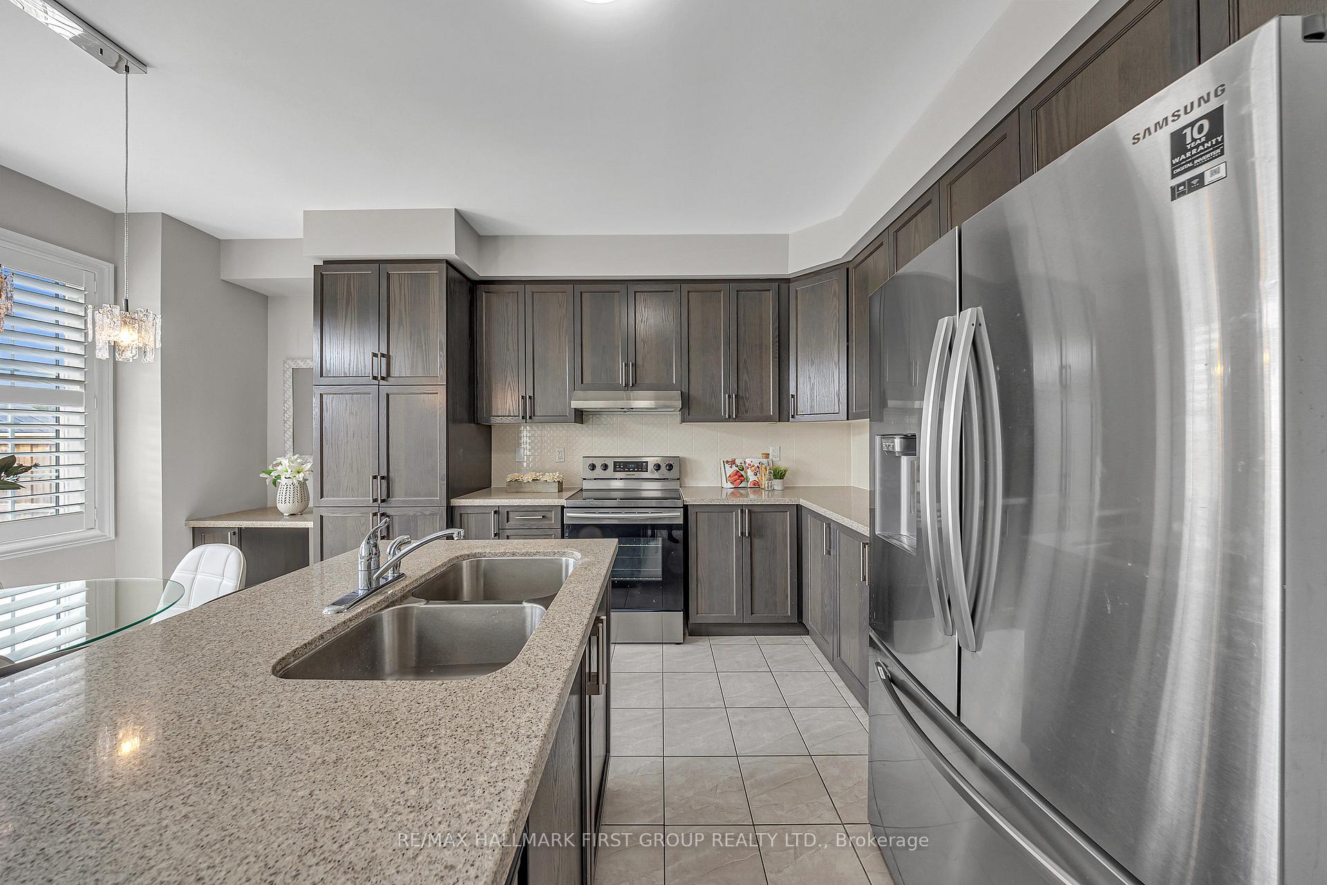 Photo 26 of 111 Fred Jackman Avenue, Clarington, Bowmanville — HOMEH