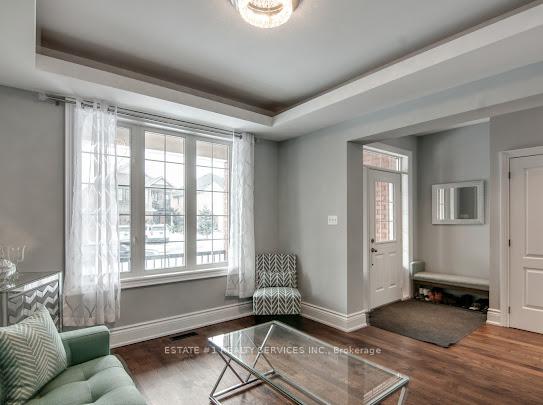 Photo 6 of 32 River Rock Crescent, Brampton, Fletcher's Meadow — HOMEH