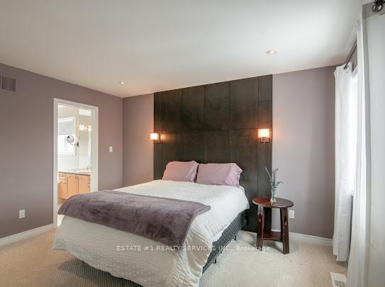 Photo 13 of 32 River Rock Crescent, Brampton, Fletcher's Meadow — HOMEH