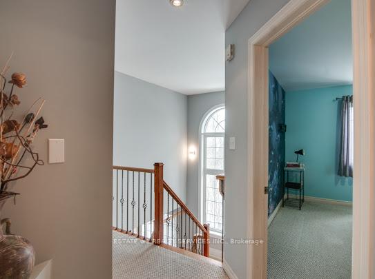 Photo 19 of 32 River Rock Crescent, Brampton, Fletcher's Meadow — HOMEH