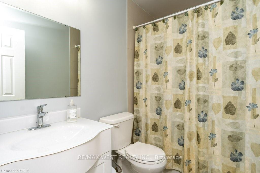 Photo 13 of 146 Harvie Road, Barrie, Holly — HOMEH