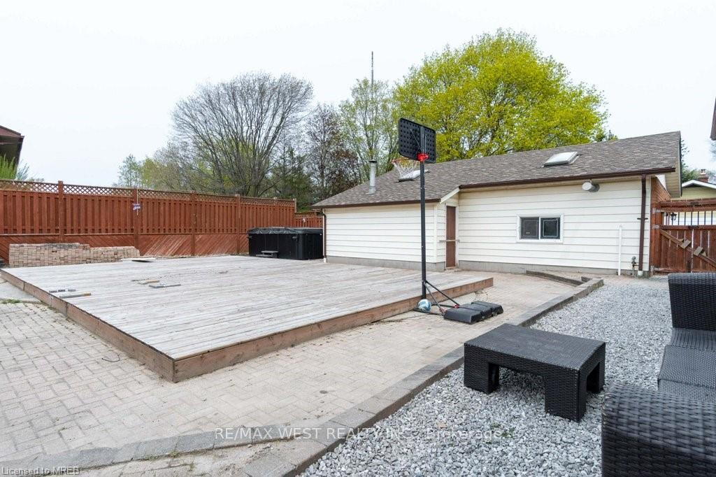 Photo 34 of 146 Harvie Road, Barrie, Holly — HOMEH