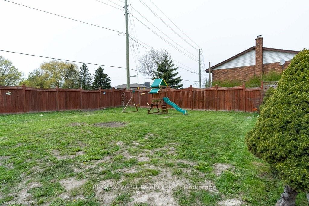 Photo 28 of 146 Harvie Road, Barrie, Holly — HOMEH