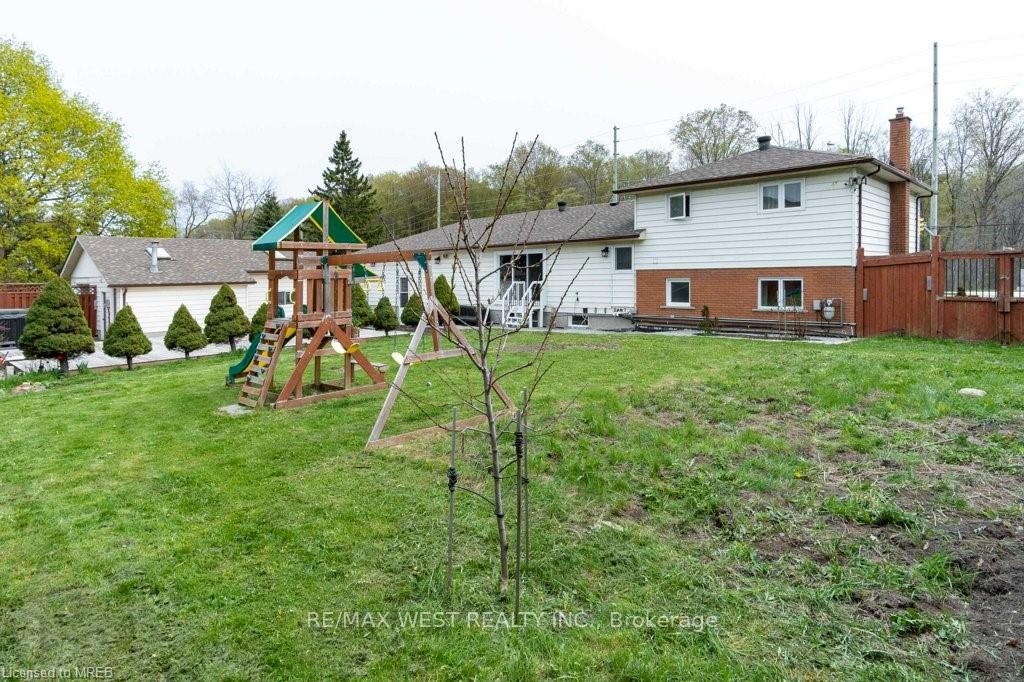 Photo 21 of 146 Harvie Road, Barrie, Holly — HOMEH