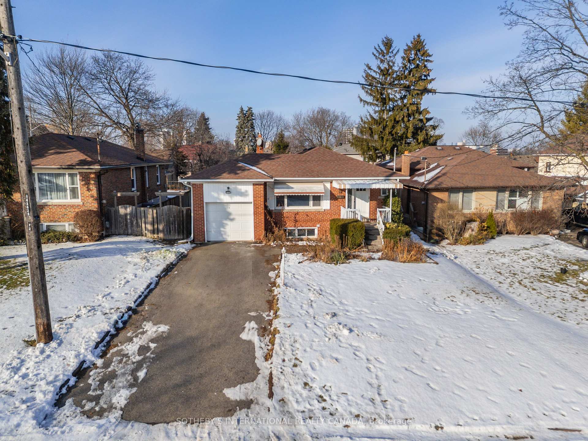 Photo 1 of 4 Riverlea Drive, Etobicoke, Humber Heights — HOMEH