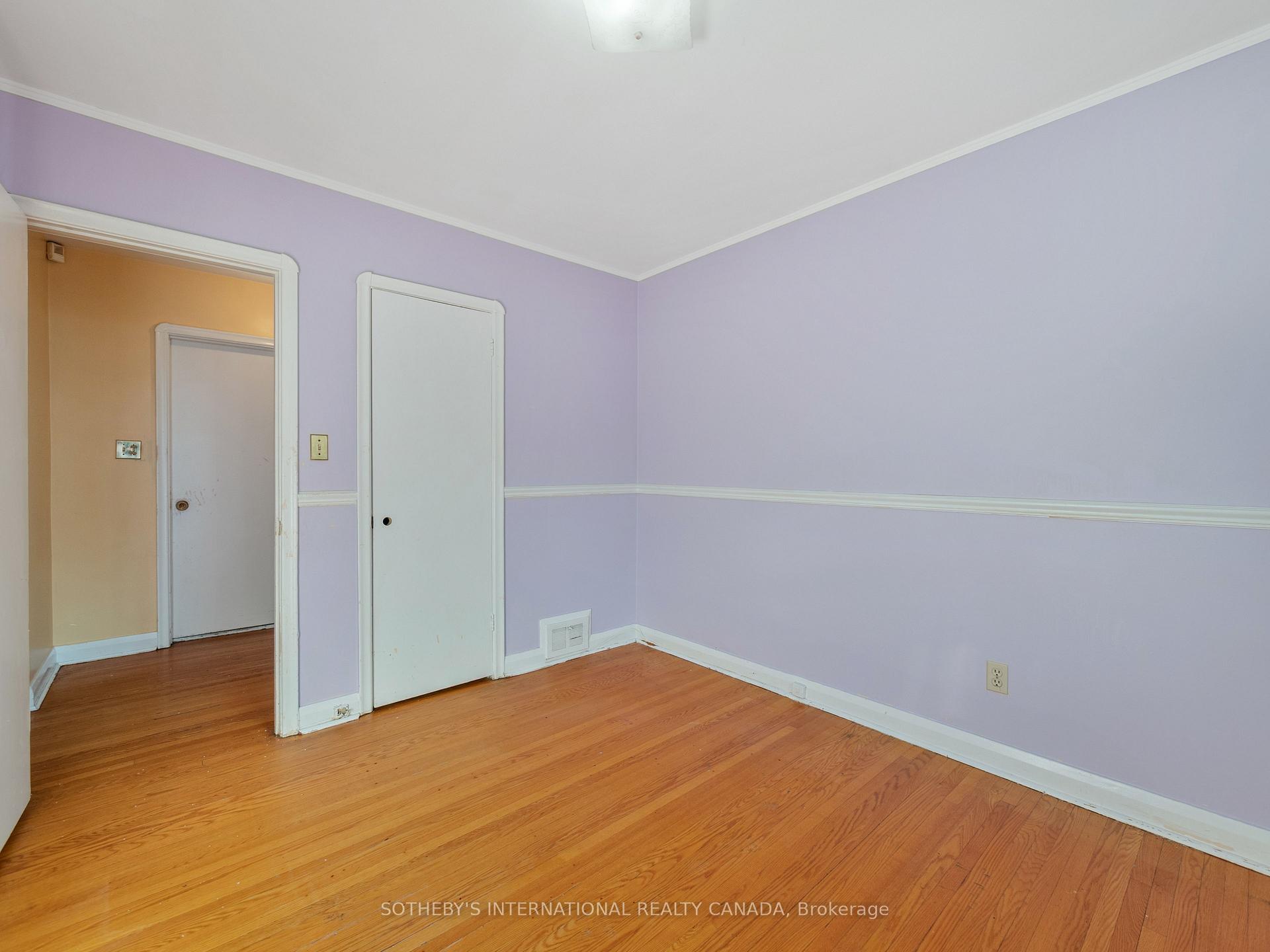 Photo 24 of 4 Riverlea Drive, Etobicoke, Humber Heights — HOMEH