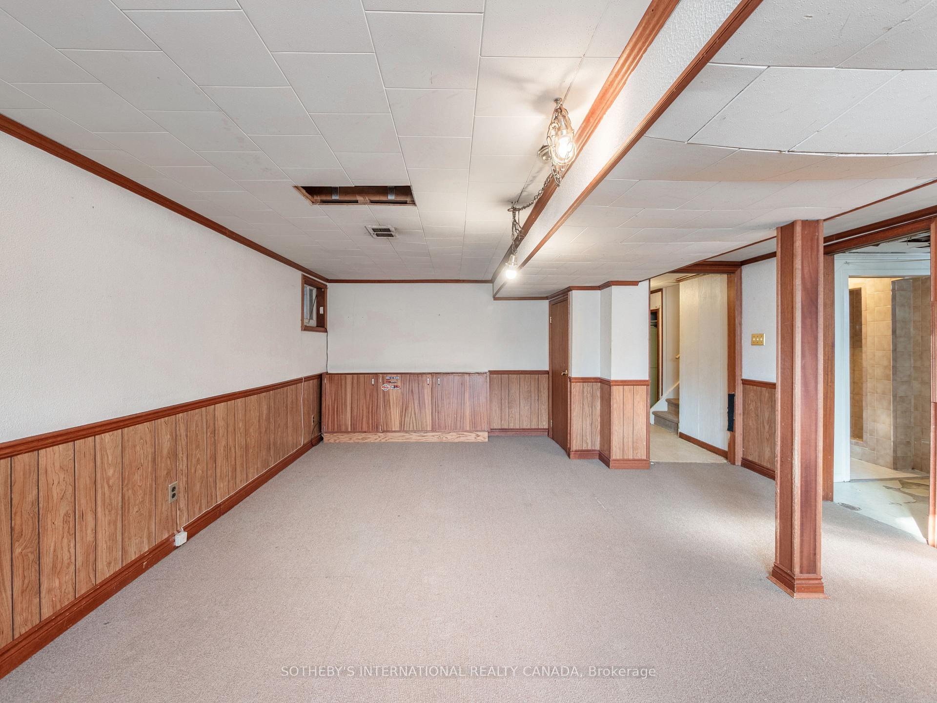 Photo 33 of 4 Riverlea Drive, Etobicoke, Humber Heights — HOMEH