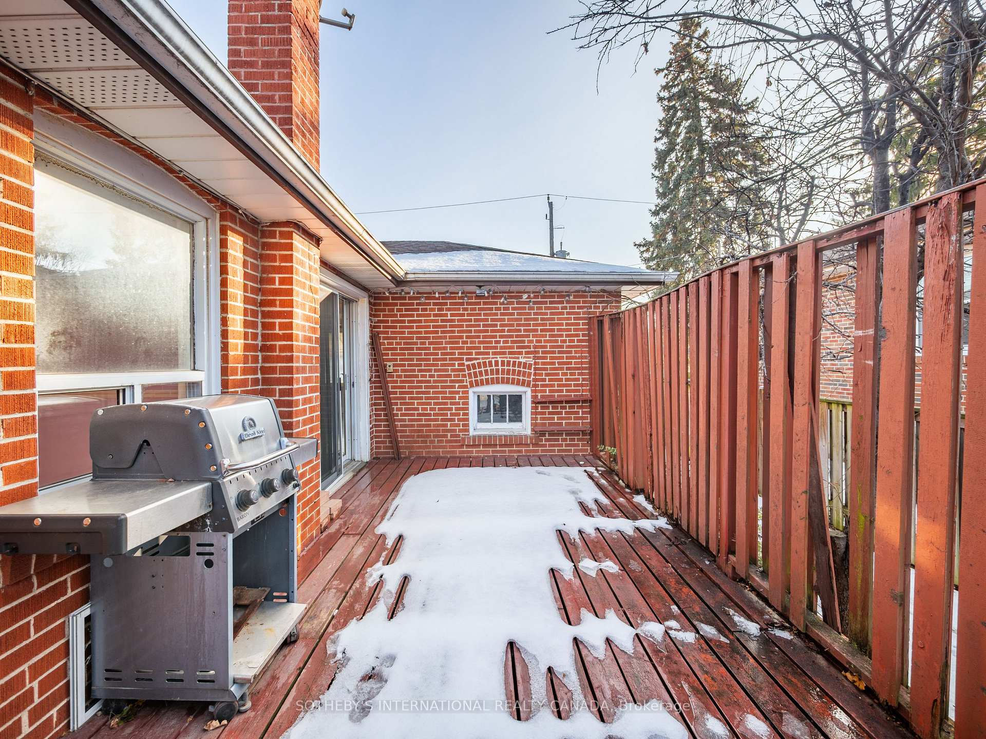 Photo 17 of 4 Riverlea Drive, Etobicoke, Humber Heights — HOMEH