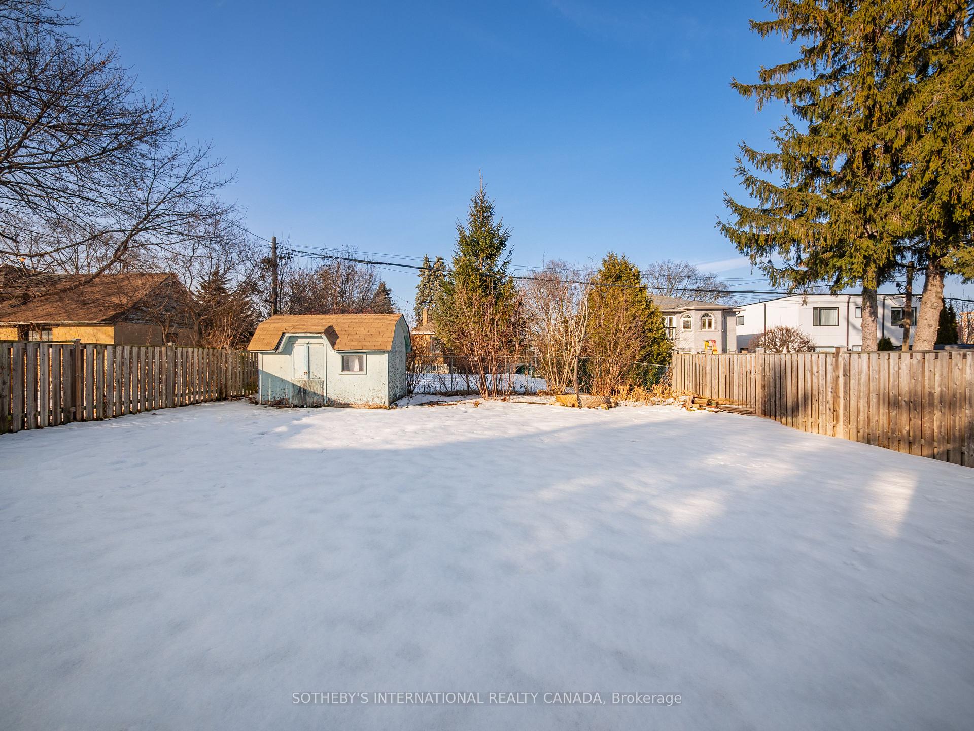 Photo 21 of 4 Riverlea Drive, Etobicoke, Humber Heights — HOMEH