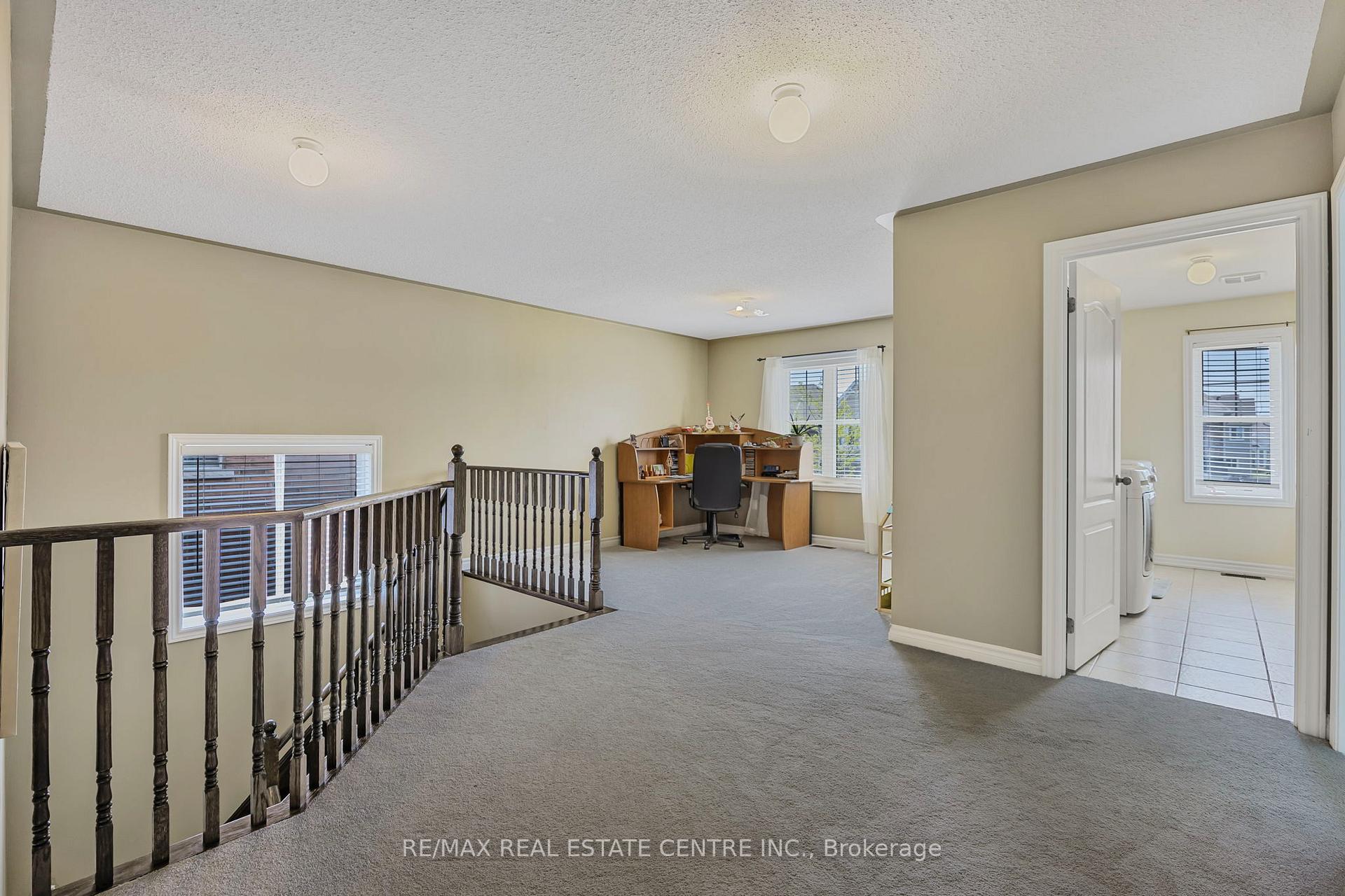 Photo 4 of 904 O'Reilly Crescent, Shelburne — HOMEH
