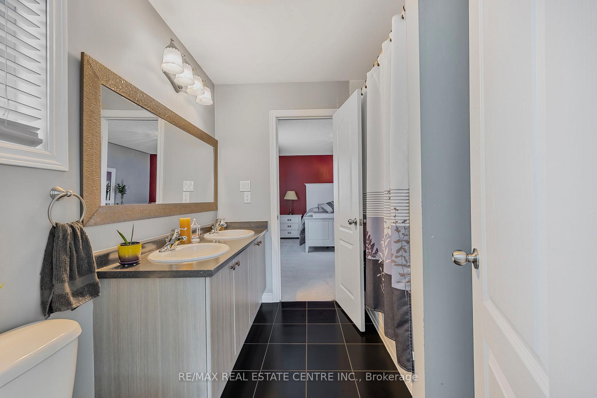 Photo 7 of 904 O'Reilly Crescent, Shelburne — HOMEH