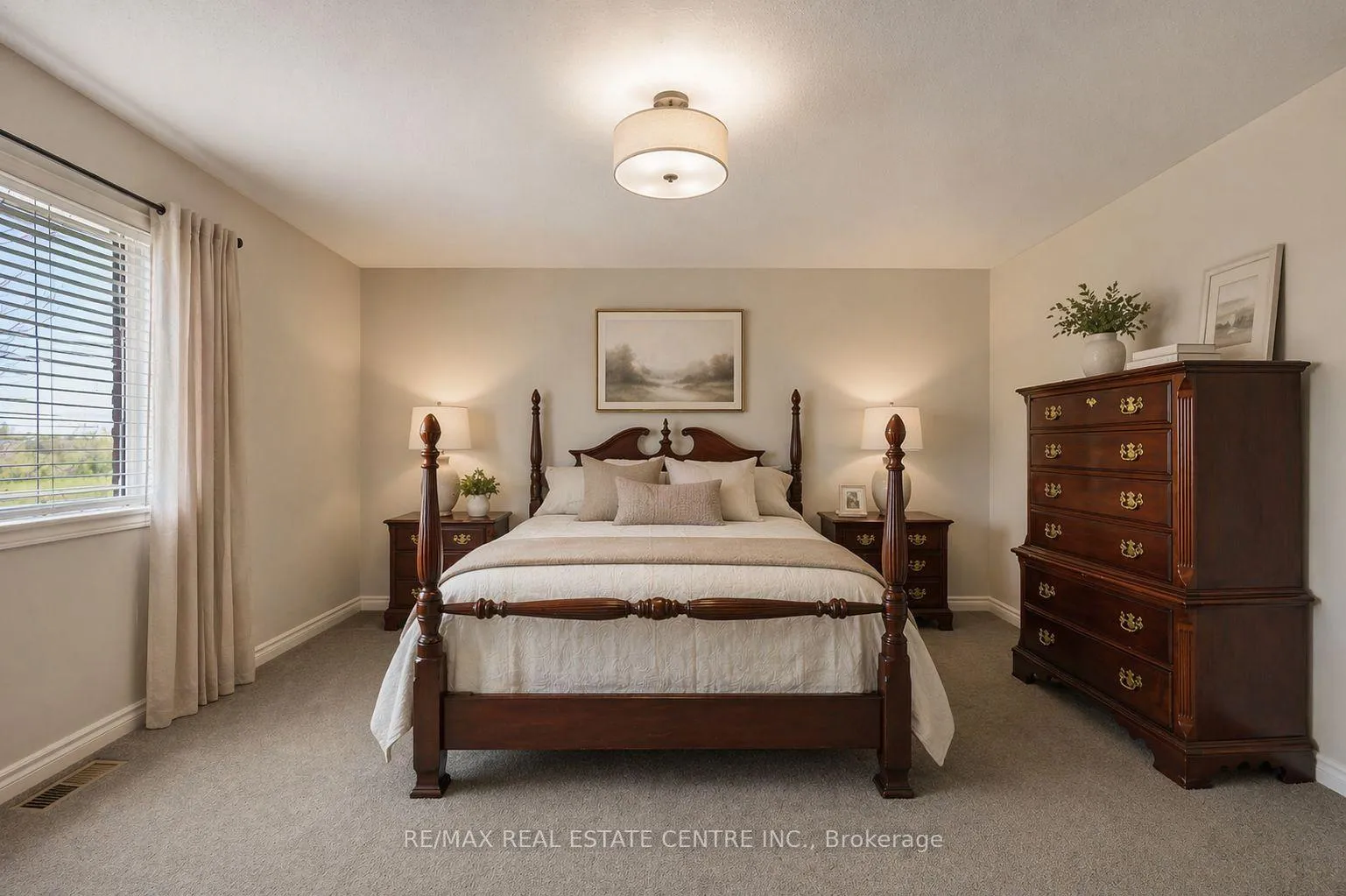 Photo 18 of 904 O'Reilly Crescent, Shelburne — HOMEH