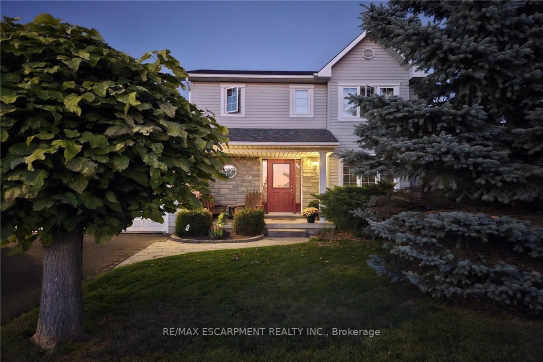Photo 19 of 33 Oak Crescent, Haldimand — HOMEH