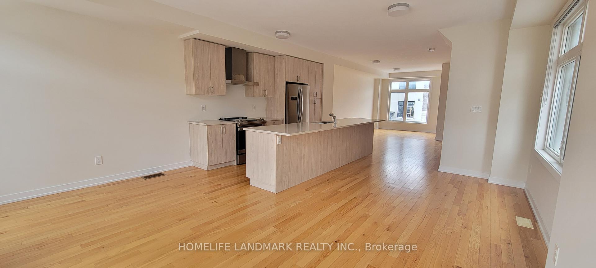 Photo 8 of 2514 Castlegate Crossing, Pickering, Duffin Heights — HOMEH
