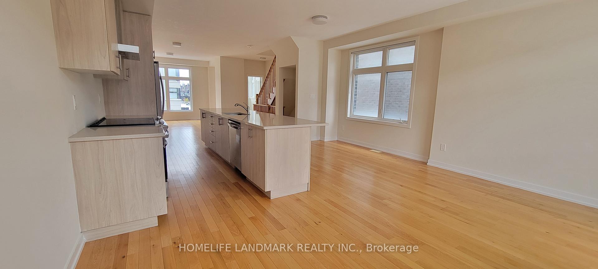 Photo 2 of 2514 Castlegate Crossing, Pickering, Duffin Heights — HOMEH
