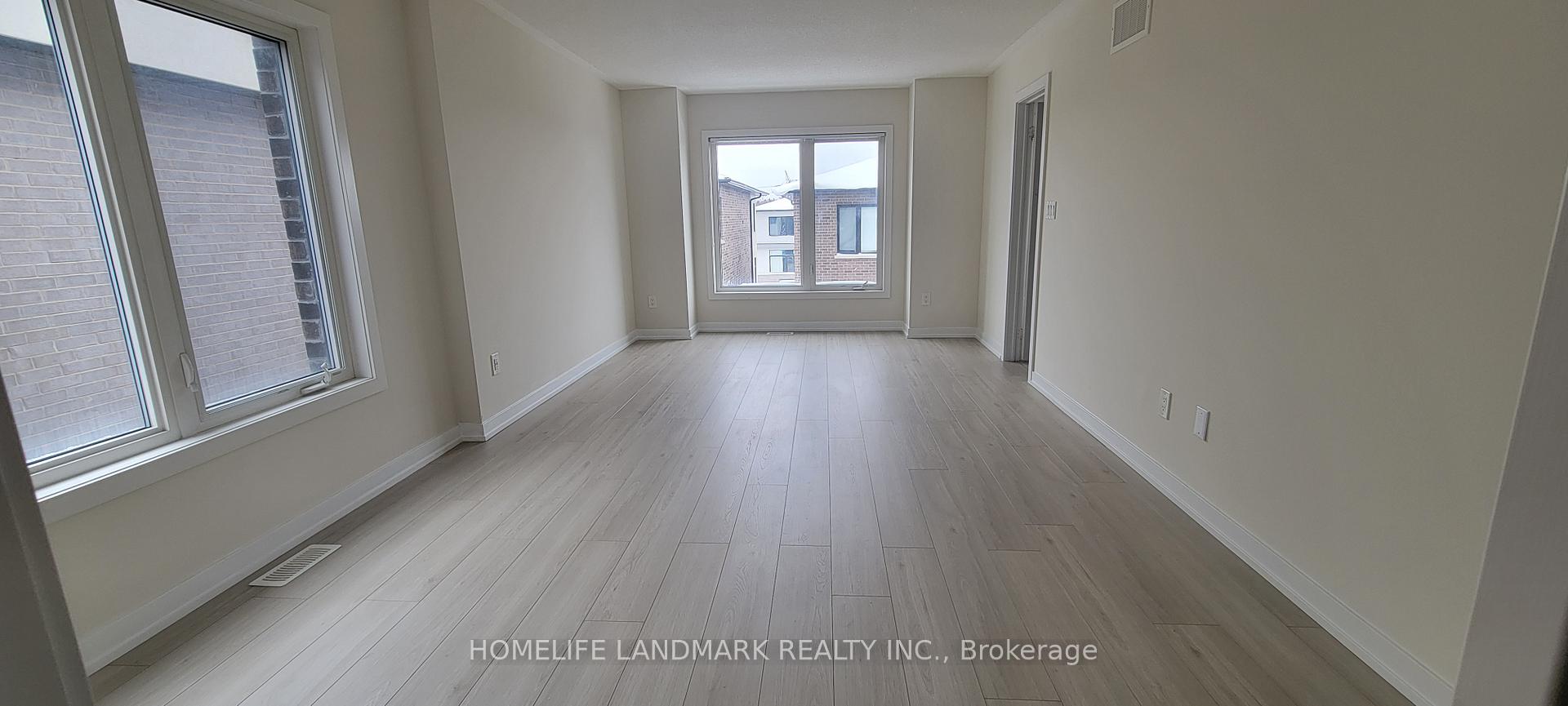 Photo 3 of 2514 Castlegate Crossing, Pickering, Duffin Heights — HOMEH