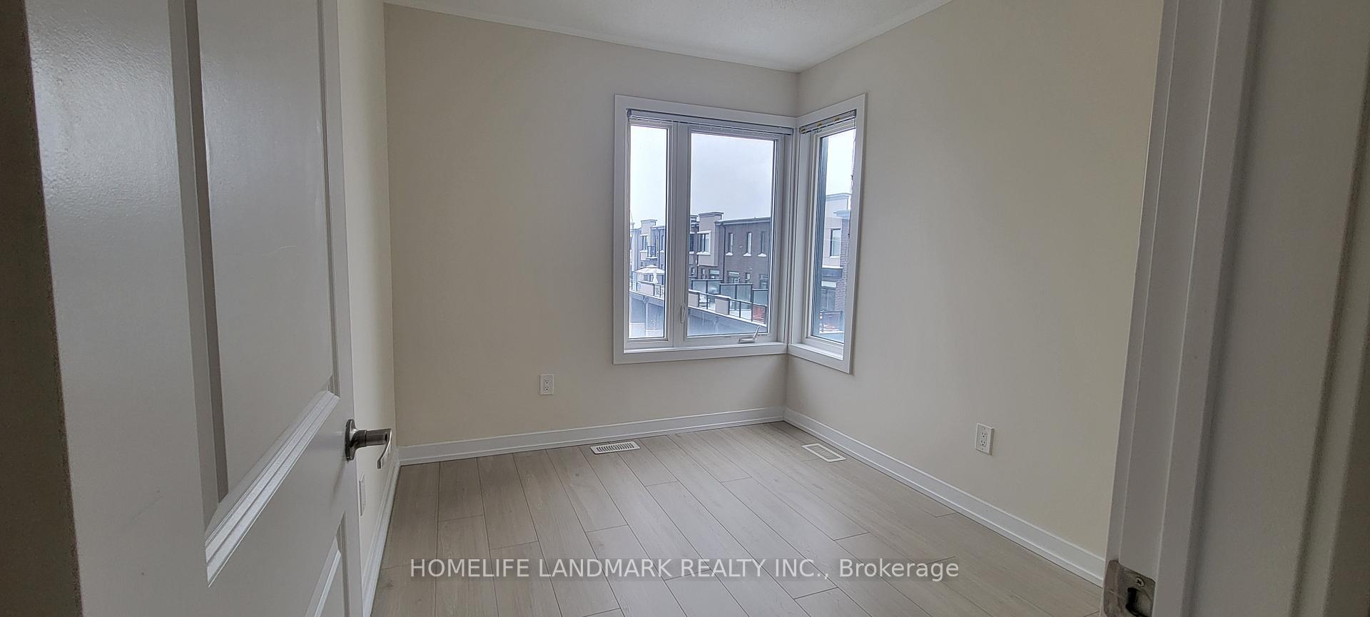 Photo 20 of 2514 Castlegate Crossing, Pickering, Duffin Heights — HOMEH