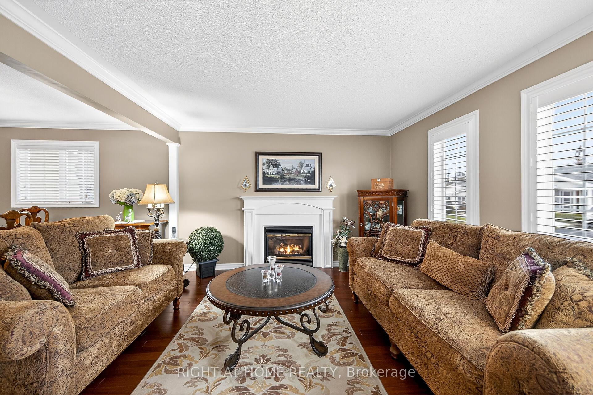 Photo 17 of 110 Kilroot Place, Hamilton, Rural Flamborough — HOMEH