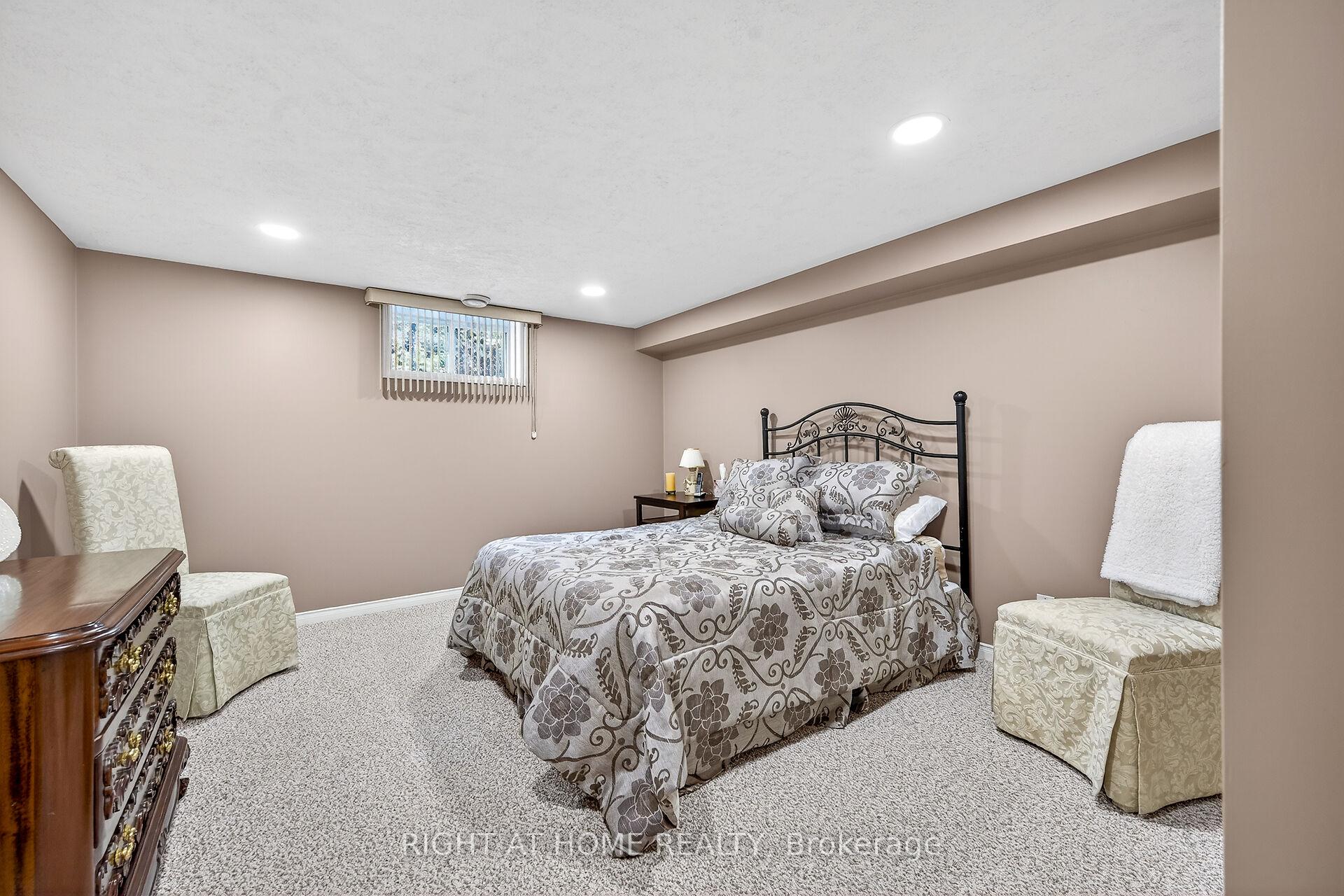 Photo 28 of 110 Kilroot Place, Hamilton, Rural Flamborough — HOMEH