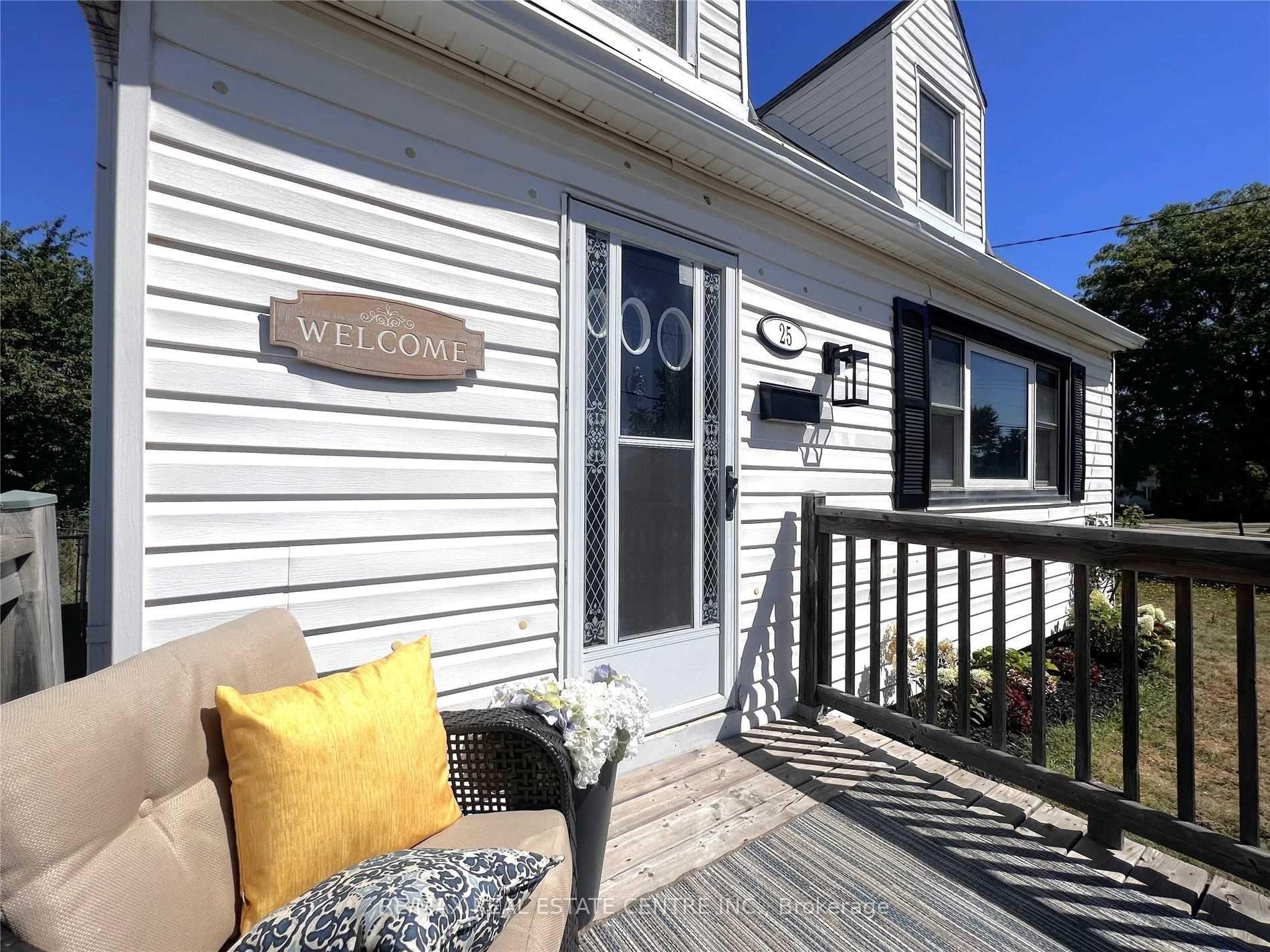 Photo 1 of 25 Hayes Avenue, Hamilton, McQuesten — HOMEH