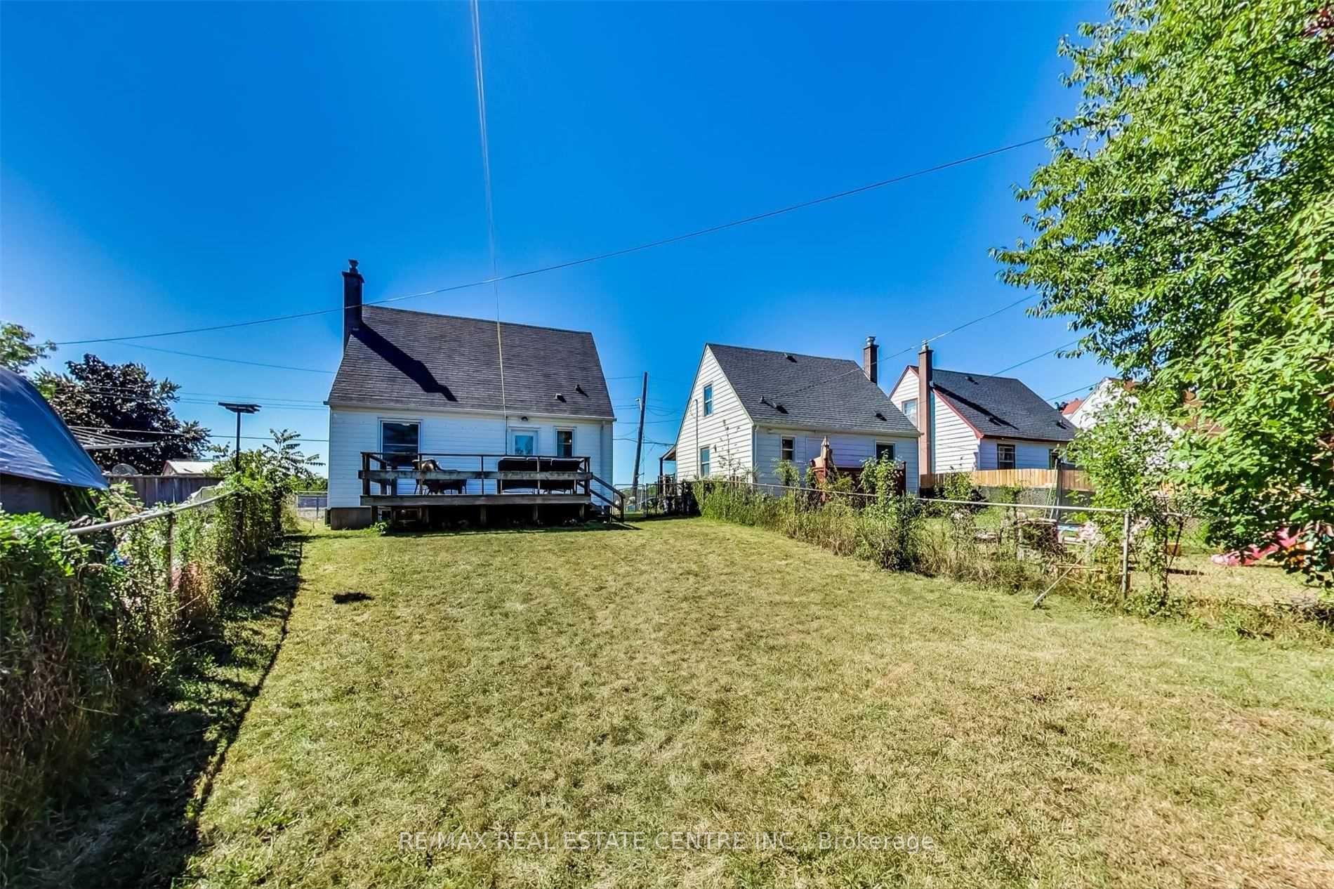 Photo 5 of 25 Hayes Avenue, Hamilton, McQuesten — HOMEH