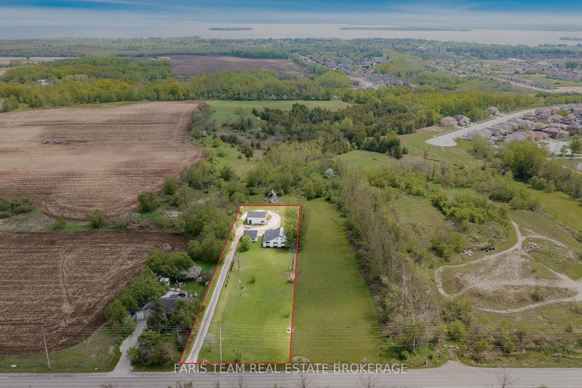 Photo 33 of 2351 20th Side Road, Innisfil, Rural Innisfil — HOMEH