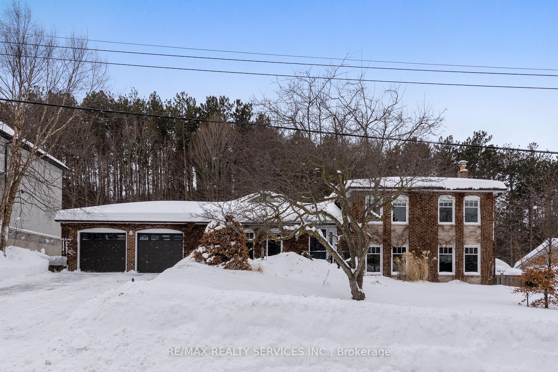 Photo 2 of 25 Orsi Road, Caledon, Caledon East — HOMEH